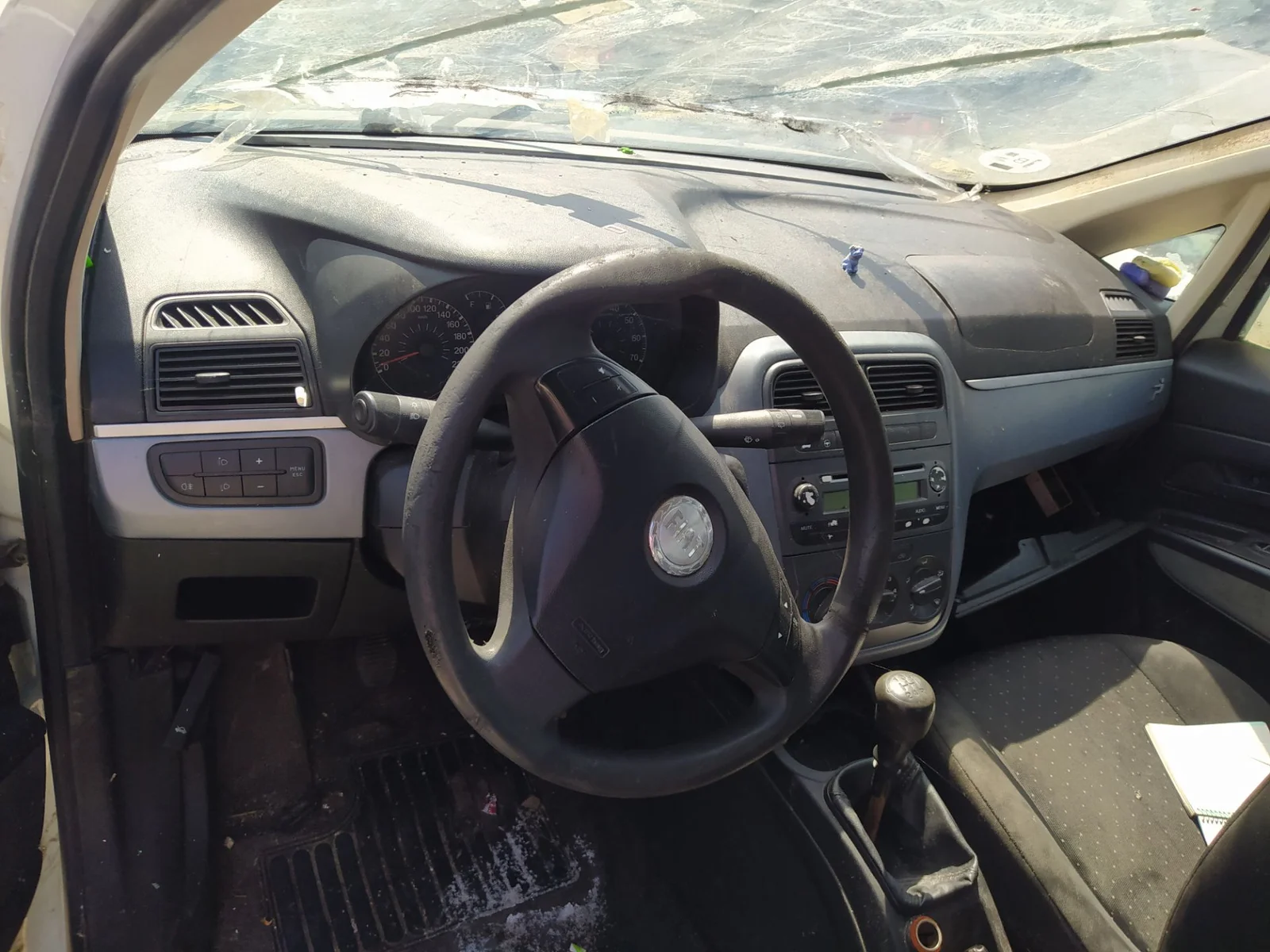 Foto de VOLANTE FIAT GRANDE PUNTO (199) 1.3 16V JTD CAT (75 CV / 55 KW) referencia 0735511554