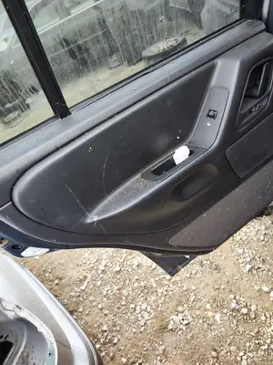 Foto de ELEVALUNAS TRASERO IZQUIERDO JEEP GRAND CHEROKEE (WJ/WG) 4.0 CAT (190 CV / 140 KW)