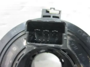 Foto de ANILLO AIRBAG VOLKSWAGEN GOLF PLUS V (5M1) 1.9 TDI (105 CV / 77 KW) referencia 1K0959653C foto 5