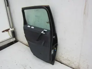 Foto de PUERTA TRASERA IZQUIERDA VOLKSWAGEN POLO IV (9N3) 1.4 FSI (86 CV / 63 KW) foto 3