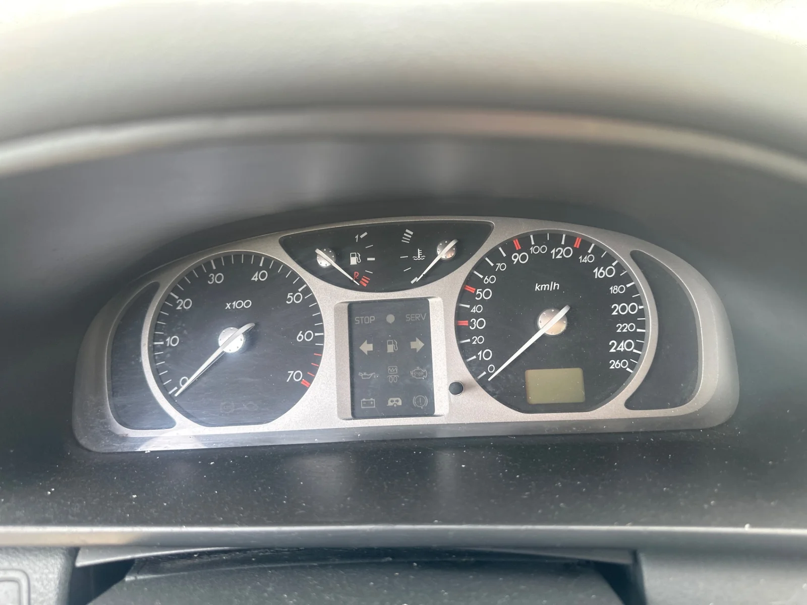 Foto de CUADRO INSTRUMENTOS RENAULT LAGUNA II (BG0) 2.0 (135 CV / 99 KW)