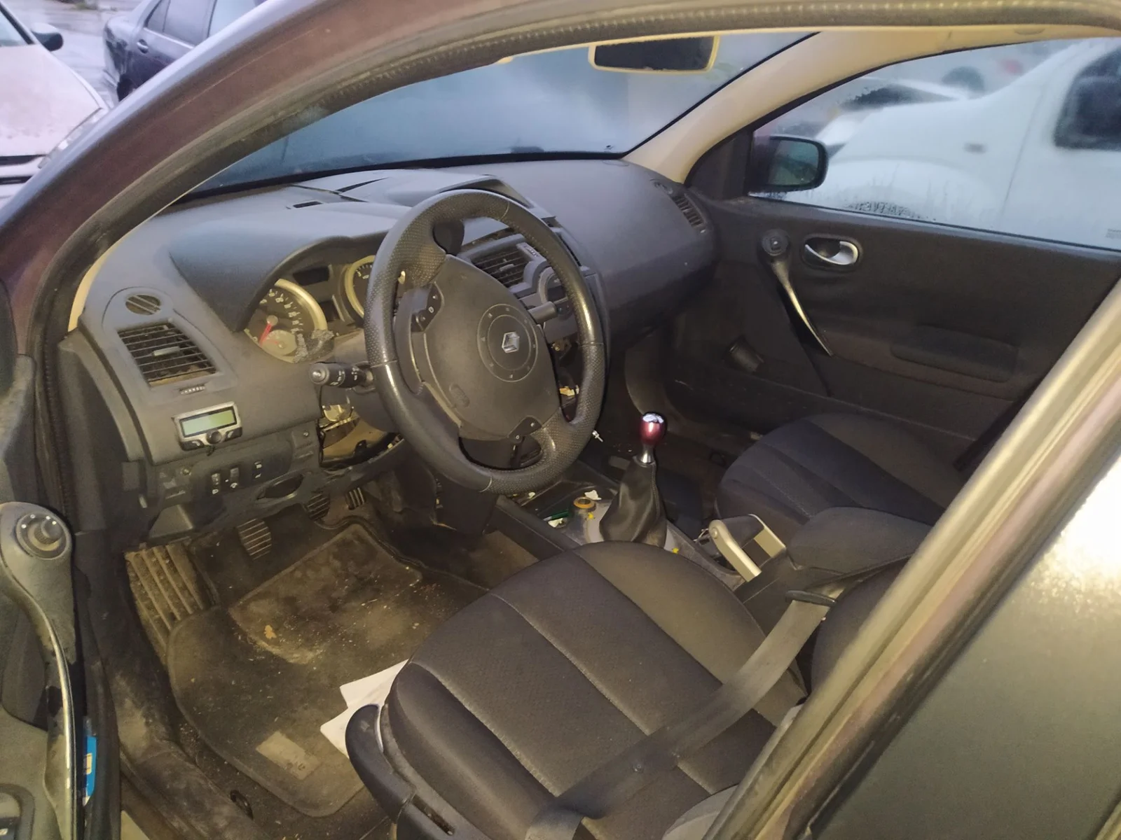 Foto de RETROVISOR INTERIOR RENAULT MEGANE II CLASSIC BERLINA 1.6 16V (113 CV / 83 KW)