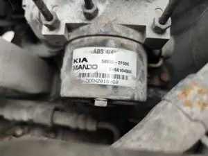 Foto de ABS KIA CERATO (LD) 1.5 CRDi (102 CV / 75 KW) referencia 589202F00