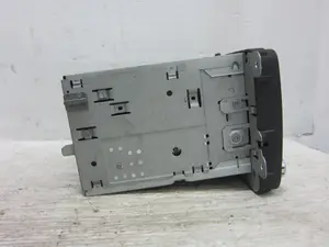 Foto de SISTEMA AUDIO / RADIO CD VOLKSWAGEN TOURAN (1T3) 1.6 TDI DPF (105 CV / 77 KW) referencia 1K0035186AA foto 5