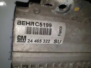 Foto de CONDENSADOR / RADIADOR AIRE ACONDICIONADO OPEL ZAFIRA A referencia 24465322 foto 3