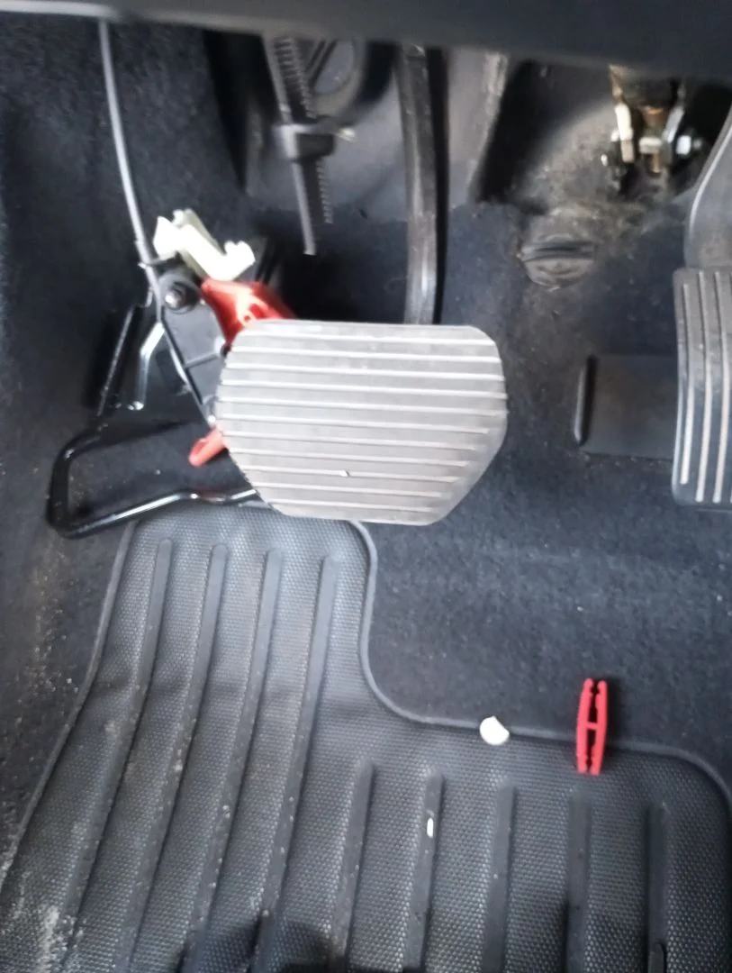 Foto de PEDAL FRENO CITROEN C2 1.4 (73 CV / 54 KW) referencia 4501S6