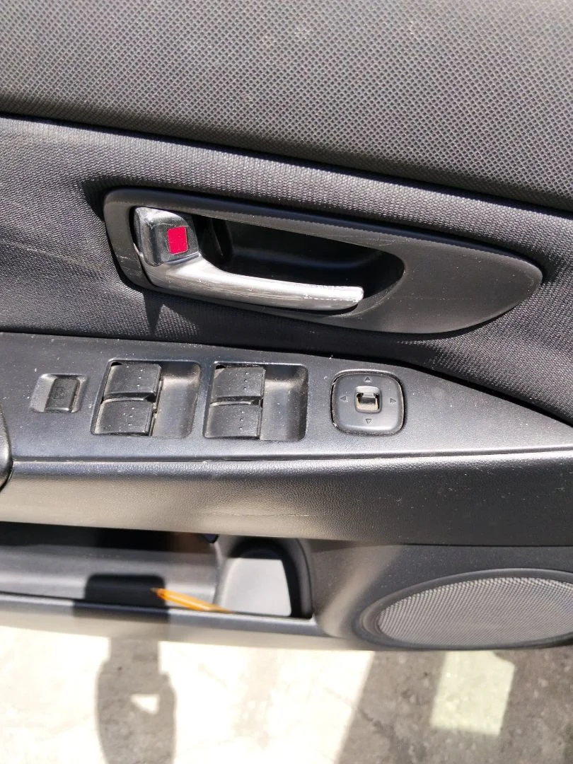 Foto de MANDO ELEVALUNAS DELANTERO IZQUIERDO MAZDA 3 BERLINA (BK) 1.6 16V CAT (105 CV / 77 KW)