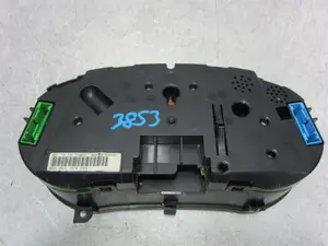 Foto de CUADRO INSTRUMENTOS AUDI A3 (8L) 1.9 TDI (90 CV / 66 KW) referencia 8L0919860 foto 2