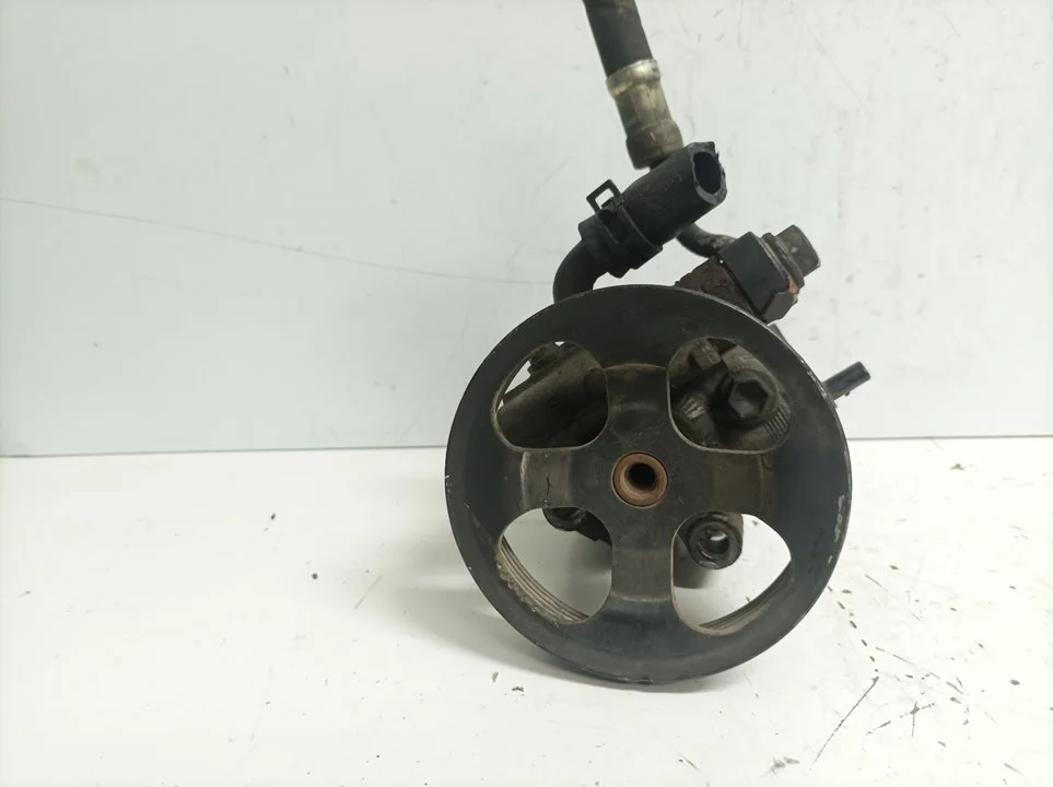 Foto de BOMBA DIRECCION TOYOTA RAV4 (A2) referencia 047515002