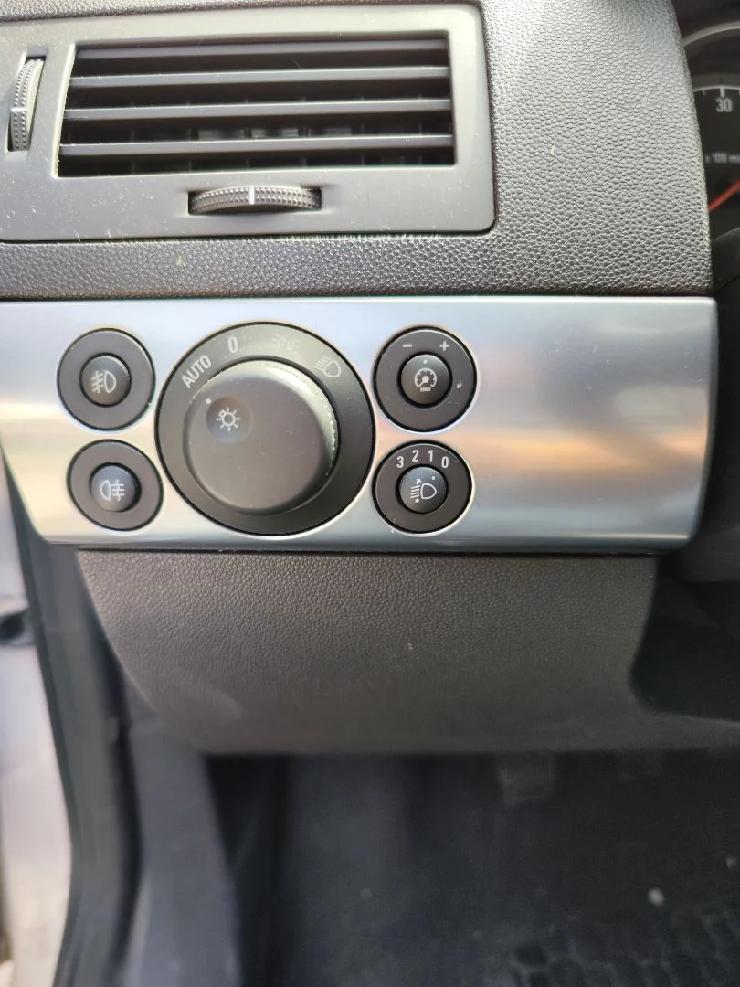 Foto de MANDO LUCES OPEL ASTRA H BERLINA 1.7 16V CDTI (110 CV / 81 KW) referencia 13129642