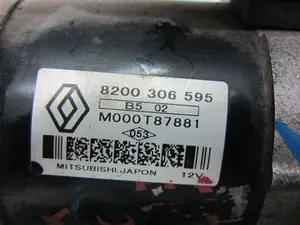 Foto de MOTOR ARRANQUE RENAULT MEGANE II BERLINA 5P referencia M000T87881 foto 2