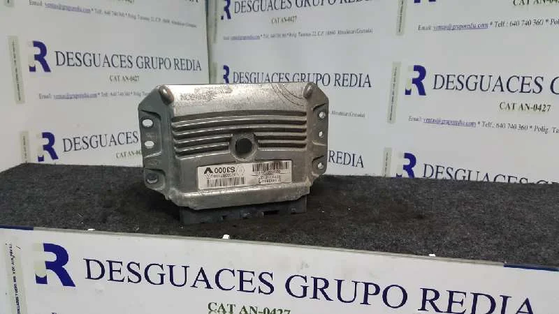 Foto de CENTRALITA MOTOR UCE RENAULT MEGANE II BERLINA 5P referencia 8200387138