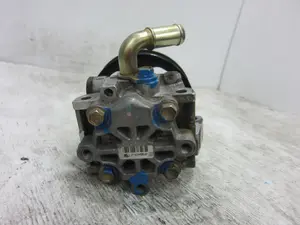 Foto de BOMBA DIRECCION FORD TRANSIT CONNECT (TC7) 1.8 TDCi CAT (90 CV / 66 KW) referencia 2T143A696AF foto 2