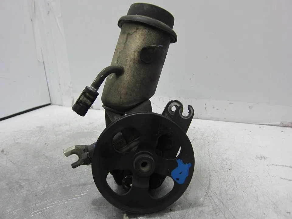 Foto de BOMBA DIRECCION TOYOTA YARIS (NCP1/NLP1/SCP1) referencia TOYODA