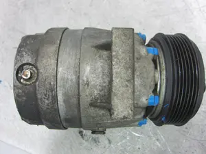 Foto de COMPRESOR AIRE ACONDICIONADO RENAULT MEGANE I CLASSIC (LA0) referencia 7700105765 foto 5
