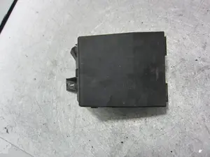 Foto de CAJA RELES / FUSIBLES PEUGEOT 306 3/5 PT. (S1)(01.1993) 1.9 Diesel (68 CV / 50 KW) referencia 9620894880 foto 4
