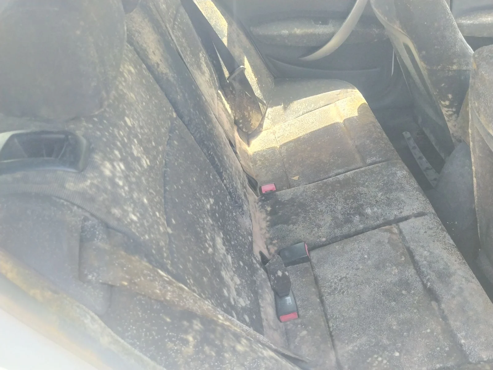 Foto de CINTURON SEGURIDAD TRASERO IZQUIERDO BMW SERIE 1 BERLINA (E81/E87) 2.0 16V Diesel CAT (122 CV / 90 KW)