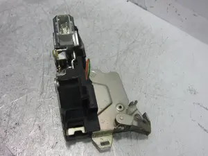 Foto de CERRADURA PUERTA DELANTERA IZQUIERDA BMW SERIE 5 BERLINA (E39) 2.5 24V Turbodiesel CAT (163 CV / 120 KW) referencia 406207 foto 5