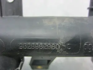 Foto de RAMPA INYECTORA PEUGEOT 206 1.6 (88 CV / 65 KW) referencia 9628982980 foto 3