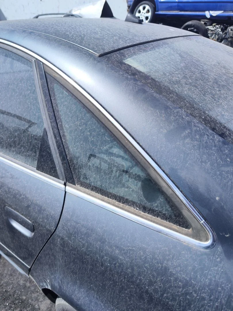 Foto de LUNA CUSTODIA TRASERA IZQUIERDA AUDI A6 BERLINA (4B2) 2.5 V6 24V TDI (180 CV / 132 KW)