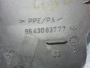 Foto de TAPA EXTERIOR COMBUSTIBLE PEUGEOT 307 BREAK / SW (S1)(04.2002) 2.0 HDi FAP CAT (107 CV / 79 KW) referencia 9643083777 foto 4