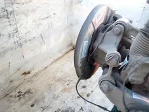 Foto de MANGUETA TRASERA DERECHA BMW SERIE 5 GRAN TURISMO (F07) 3.0 24V Turbo (306 CV / 225 KW) foto 2