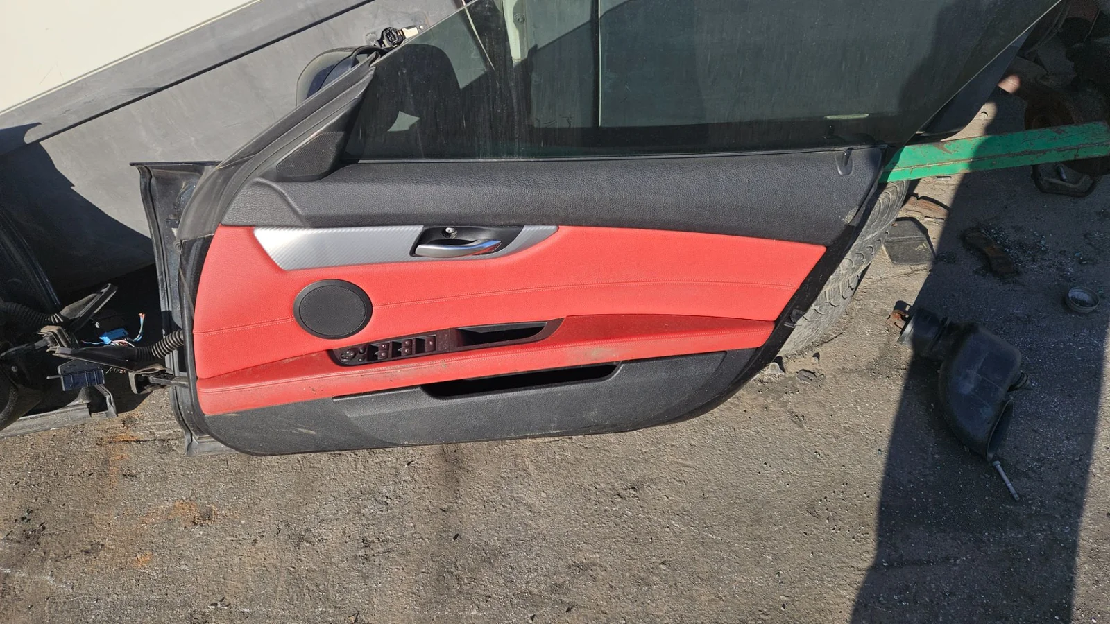 Foto de GUARNECIDO PUERTA DELANTERA DERECHA BMW SERIE Z4 ROADSTER (E89) 2.0 TwinTurbo (245 CV / 180 KW) referencia 51417216412