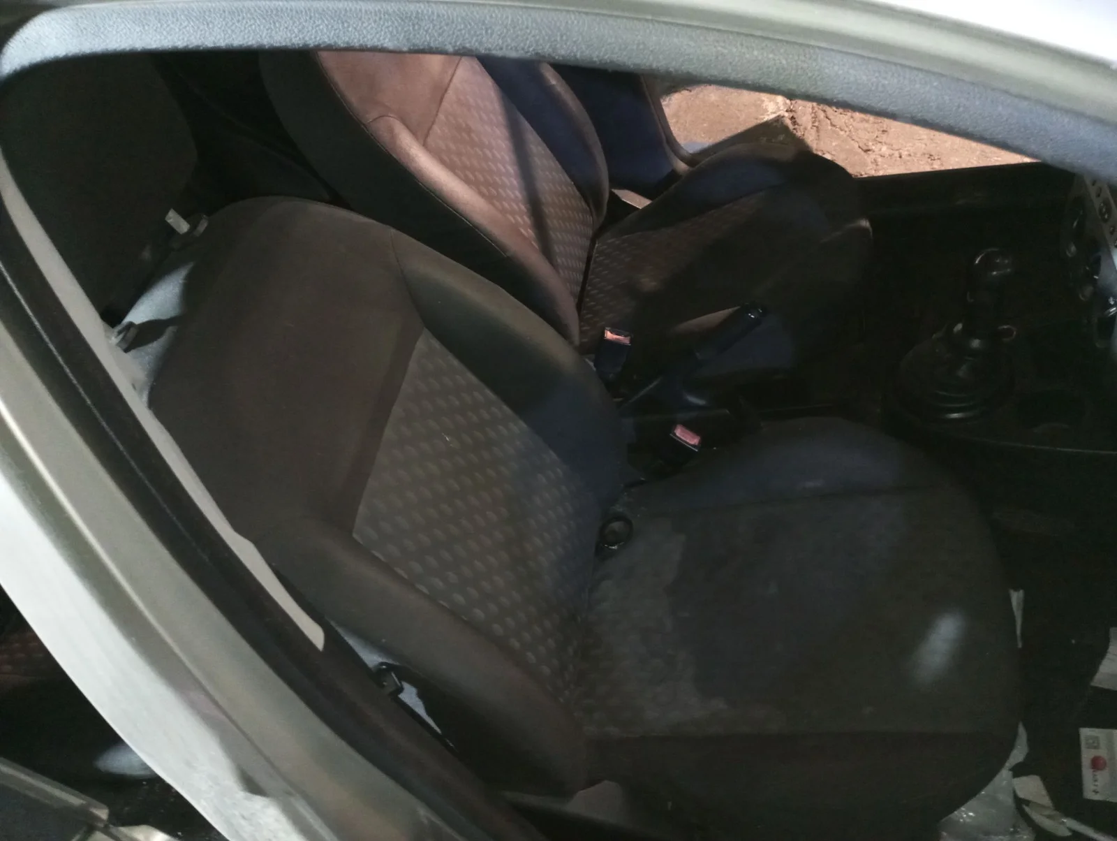 Foto de ASIENTO DELANTERO DERECHO FORD FIESTA (CBK) 1.4 TDCi CAT (68 CV / 50 KW)