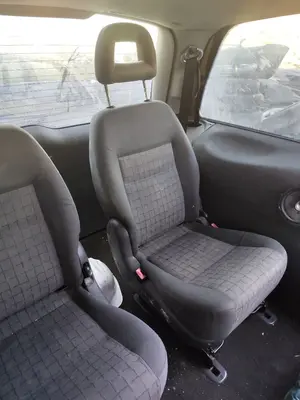 Foto de ASIENTOS TRASERO IZQUIERDO SEAT ALHAMBRA (7V9) 1.9 TDI (116 CV / 85 KW)
