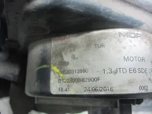 Foto de ELECTROVENTILADOR RADIADOR AIRE ACONDICIONADO OPEL COMBO D 1.3 16V CDTI (95 CV / 70 KW) referencia 00520313860 foto 2