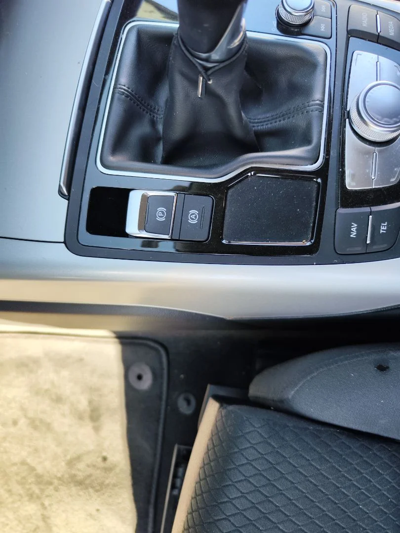 Foto de FRENO DE MANO ELECTRICO AUDI A6 AVANT (4GD) 2.0 16V TDI (190 CV / 140 KW) referencia 4G1527225B