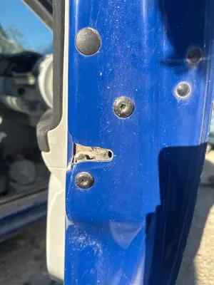 Foto de CERRADURA PUERTA DELANTERA DERECHA SKODA FABIA COMBI (5J5) 1.4 TDI (80 CV / 59 KW) referencia 5J2837016