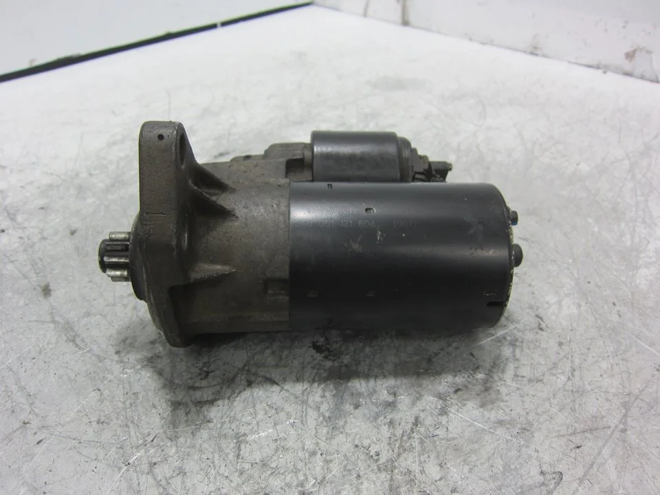 Foto de MOTOR ARRANQUE VOLKSWAGEN GOLF IV BERLINA (1J1)(10.1997) 1.6 16V (105 CV / 77 KW) referencia 0001121006