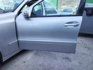 Foto de PUERTA DELANTERA IZQUIERDA MERCEDES-BENZ CLASE E (BM 211) BERLINA 3.0 CDI CAT (190 CV / 140 KW)