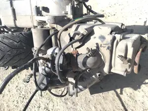 Foto de MOTOR COMPLETO KYMCO LIKE 125 125 cm3 - 7.0 kW (10 CV / 7 KW) foto 3