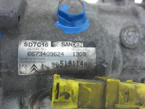 Foto de COMPRESOR AIRE ACONDICIONADO PEUGEOT 307 BREAK/ SW (S2) 1.6 HDi (109 CV / 80 KW) referencia 9651911480 foto 2