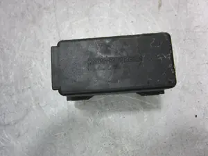 Foto de CAJA PRECALENTAMIENTO MERCEDES-BENZ CLASE 124 (BM 124) BERLINA 2.0 Diesel (72 CV / 53 KW) referencia 899151 foto 5
