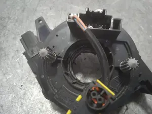Foto de ANILLO AIRBAG FORD FOCUS BERLINA (CEW) 1.0 EcoBoost CAT (125 CV / 92 KW) referencia ZWAC30123A foto 7