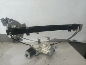 Foto de ELEVALUNAS DELANTERO DERECHO NISSAN MICRA (K12E) referencia 0130822203
