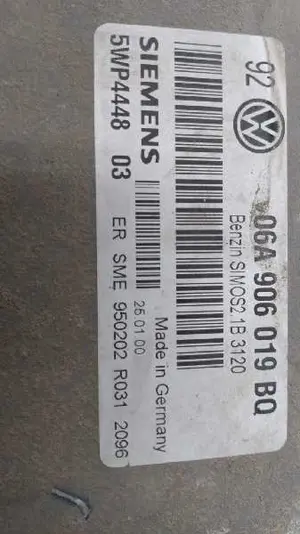 Foto de CENTRALITA MOTOR UCE VOLKSWAGEN GOLF IV BERLINA (1J1)(10.1997) 1.6 (101 CV / 74 KW) referencia 06A906019BQ foto 3