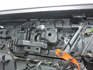 Foto de MANETA INTERIOR DELANTERA DERECHA PORSCHE MACAN (95BA) referencia 95B837020 foto 2