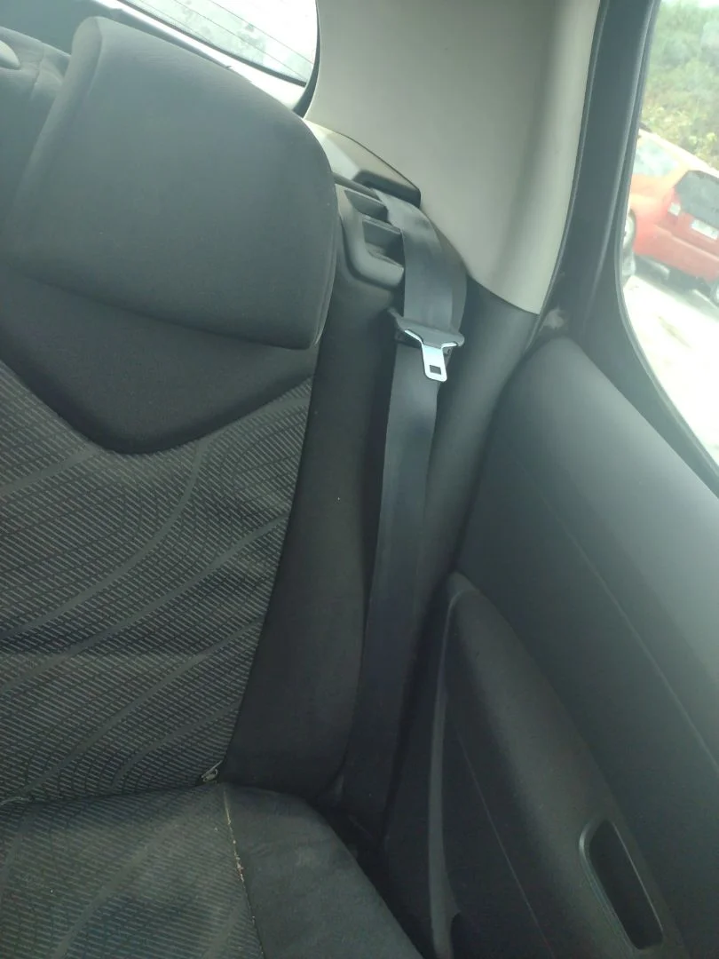 Foto de CINTURON SEGURIDAD TRASERO IZQUIERDO PEUGEOT 308 1.6 16V HDi (90 CV / 66 KW) referencia 96812534XX