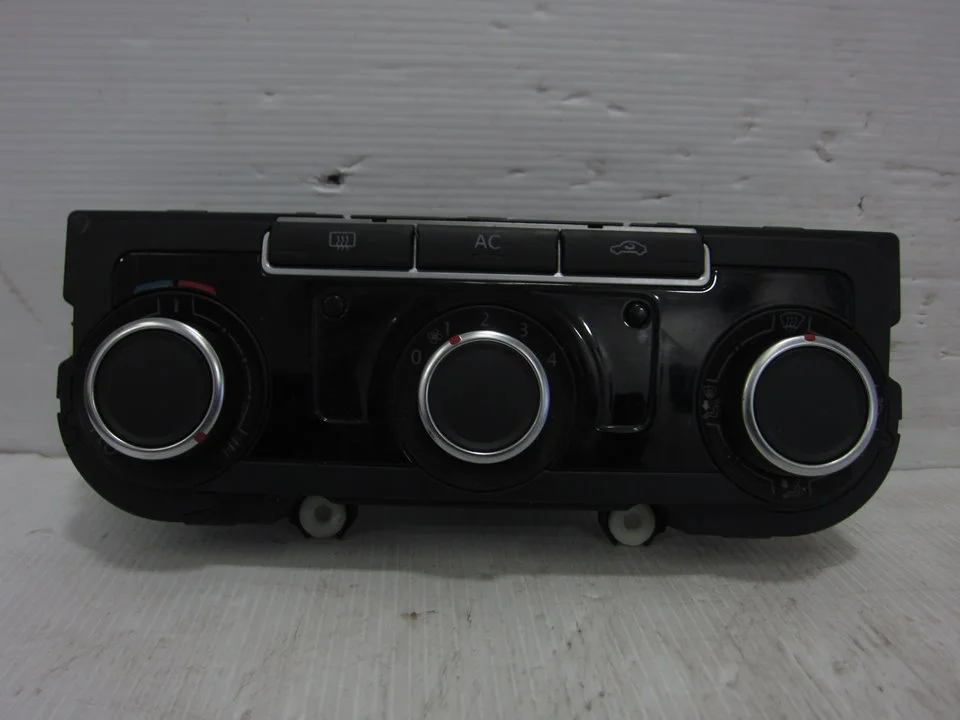 Foto de MANDO CALEFACCION / AIRE ACONDICIONADO VOLKSWAGEN TOURAN (1T3) 1.6 TDI DPF (105 CV / 77 KW) referencia 7N0907426K