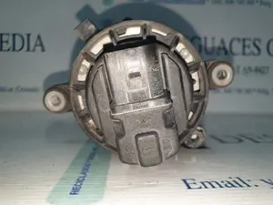 Foto de FARO ANTINIEBLA DERECHO SEAT IBIZA (6L1) 1.9 TDI (101 CV / 74 KW) referencia 6L0941699 foto 4
