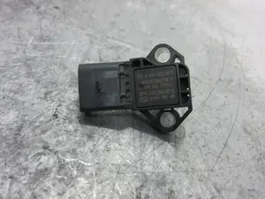 Foto de SENSOR PRESION PORSCHE MACAN (95BA) referencia 0281002977