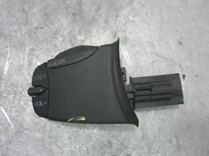Foto de MANDO MULTIFUNCION FORD FIESTA (CB1) 1.4 TDCi CAT (68 CV / 50 KW) referencia 98AB14K147AD