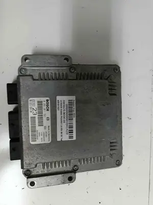 Foto de CENTRALITA MOTOR UCE CITROEN XSARA PICASSO 2.0 HDi CAT (RHY / DW10TD) (90 CV / 66 KW) referencia 0281011521 foto 2