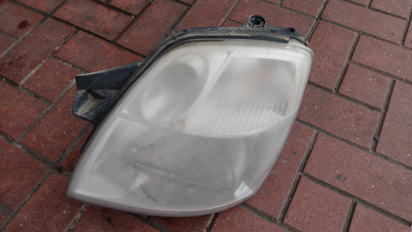 Foto de FARO IZQUIERDO KIA PICANTO (SA) 1.1 CAT (65 CV / 48 KW) referencia 9210107031