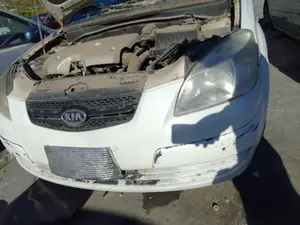 Foto de PARAGOLPES DELANTERO KIA RIO (JB) 1.5 CRDi (110 CV / 81 KW)