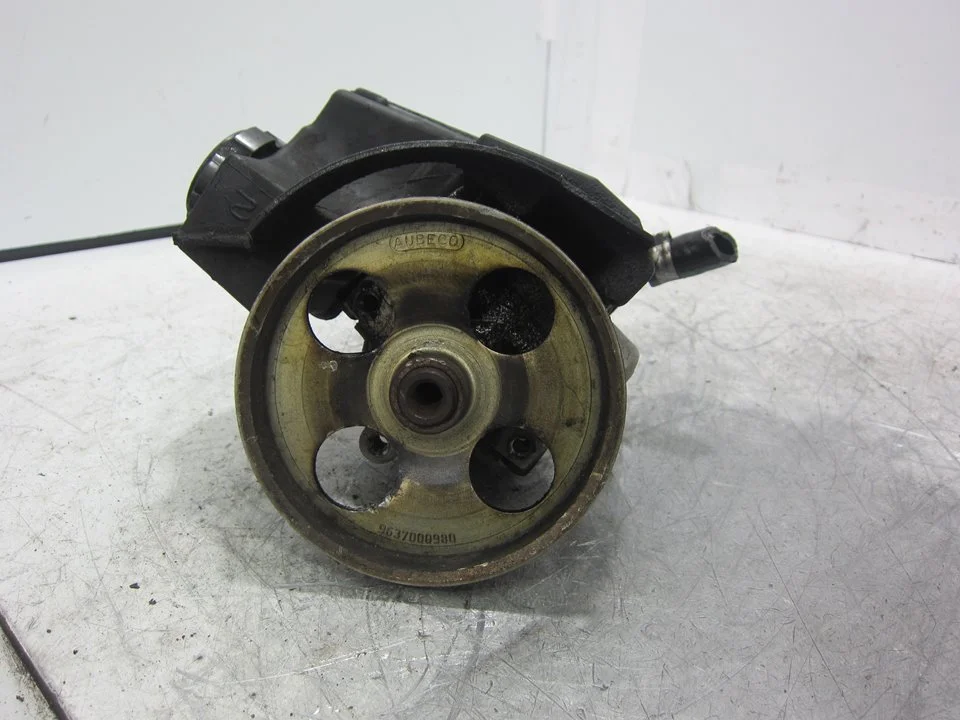 Foto de BOMBA DIRECCION CITROEN XSARA PICASSO 2.0 HDi CAT (RHY / DW10TD) (90 CV / 66 KW) referencia 9637000980